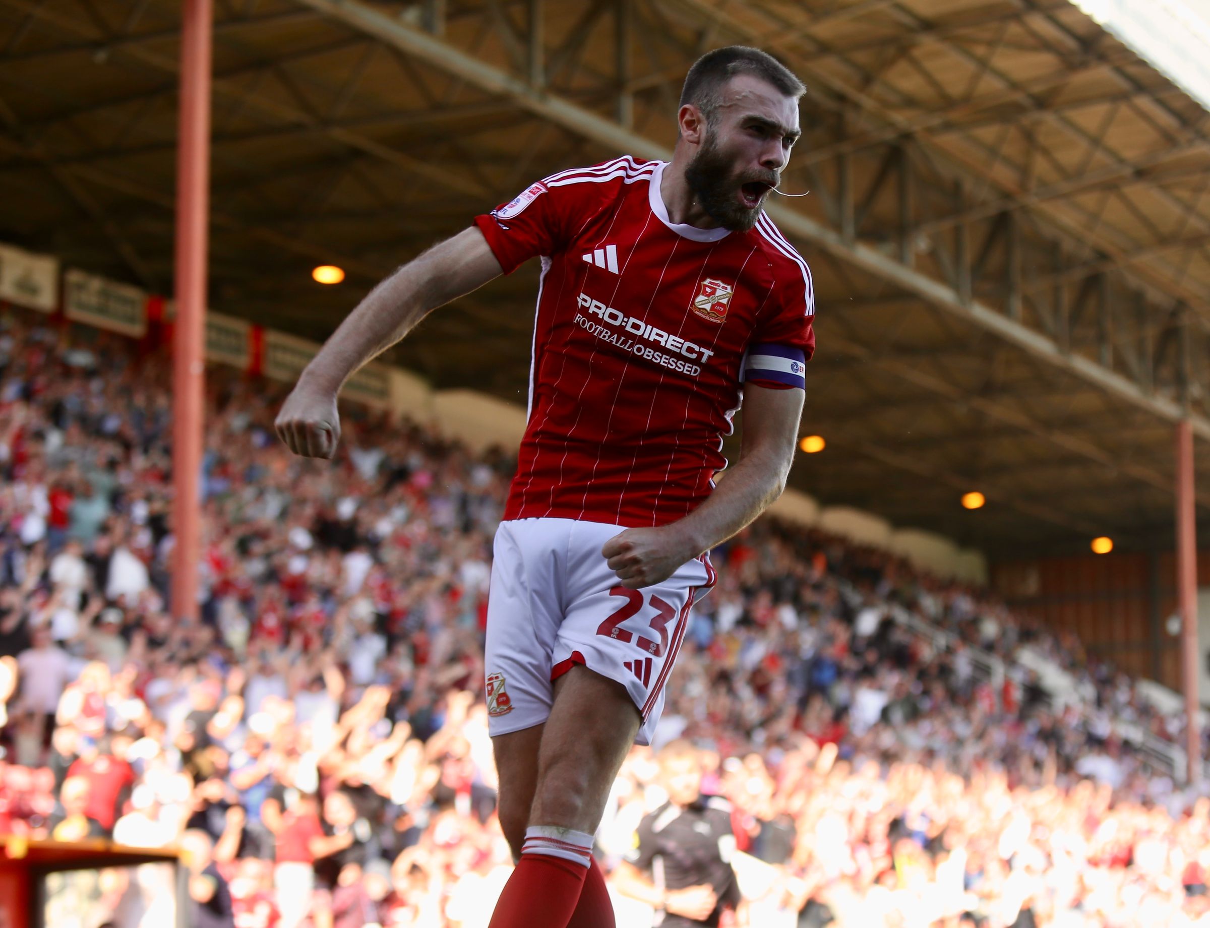 aaron drinan celebrations port vale k3j2nn32